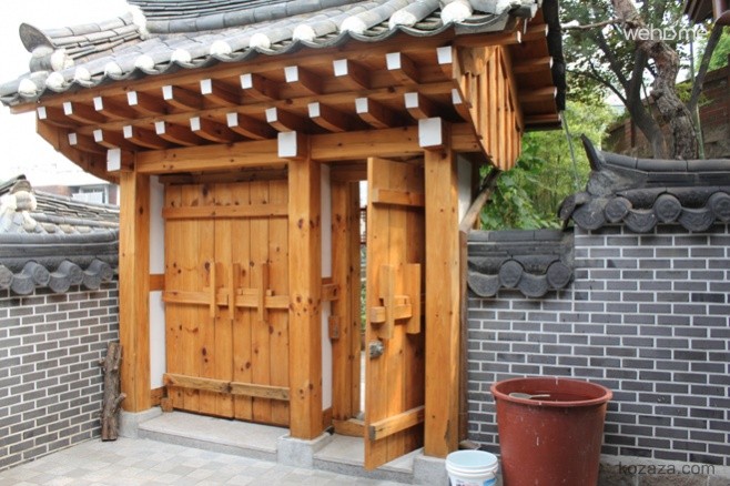 Gahoe Hanok Experience Center (Cherry)