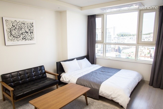 Modern Studio nearby EWHA UNIV. (1 Double Bed)